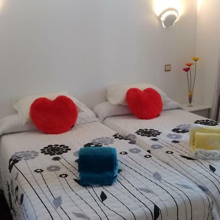Apt Cardoso 3 Ao Lado Da Praia Peneco 阿尔布费拉 外观 照片