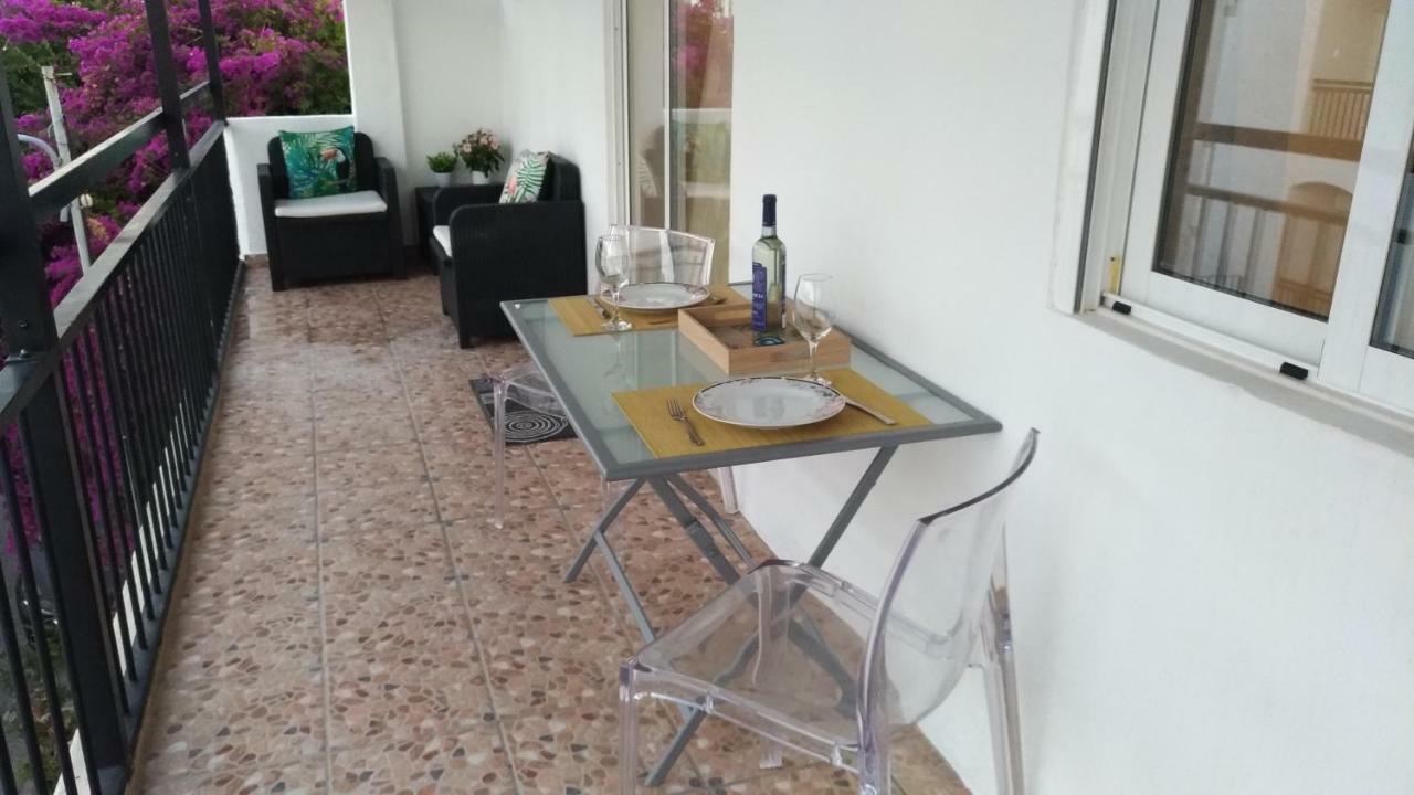 Apt Cardoso 3 Ao Lado Da Praia Peneco 阿尔布费拉 外观 照片